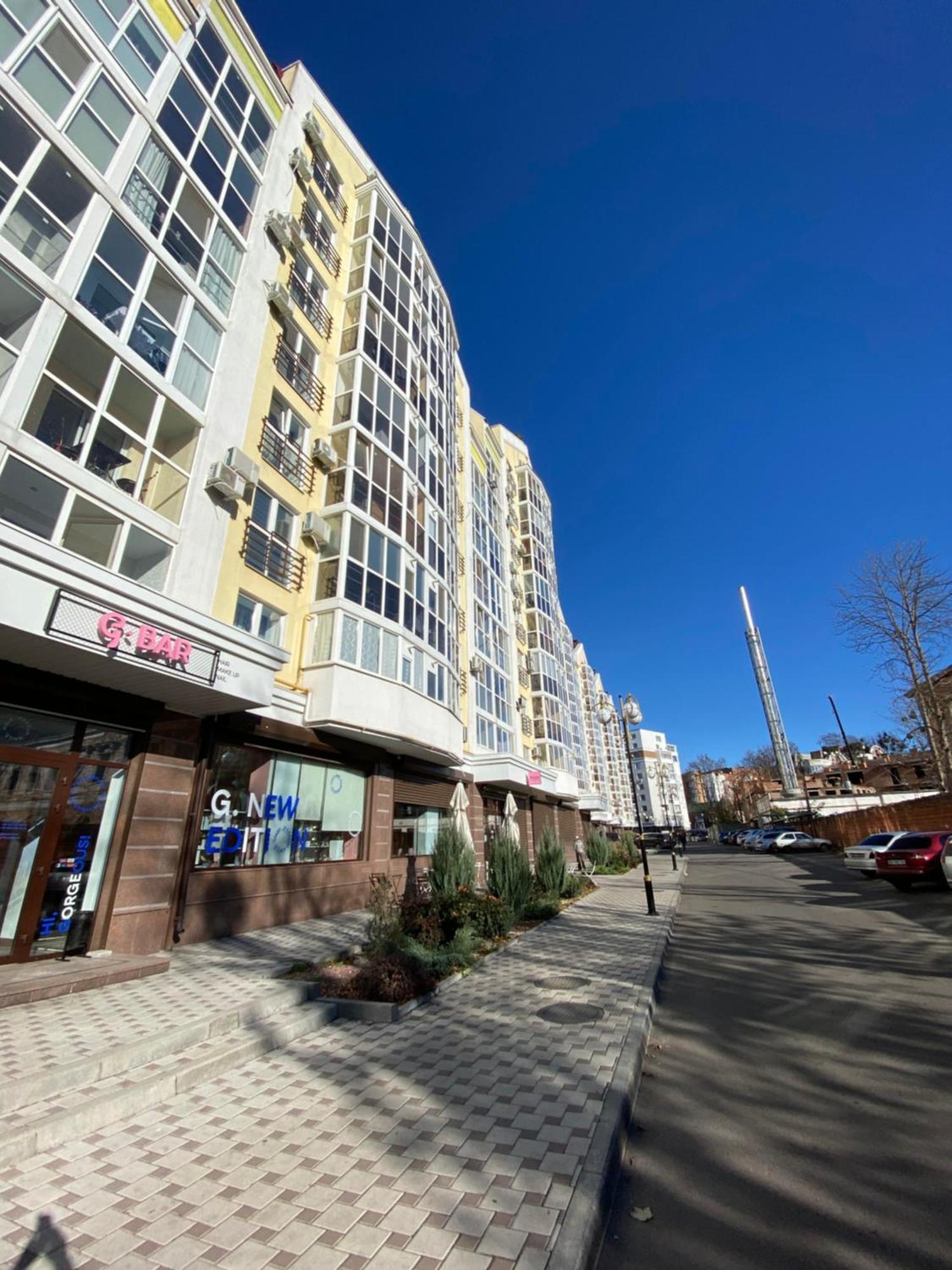 Helen Network: Central Studio Near Stadium and Korpusnyi Garden Apartment Poltava Exterior photo